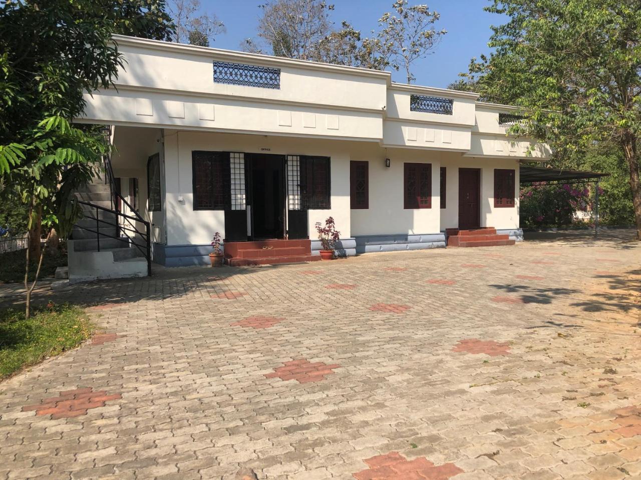 Ayuryogashram Heritage Thrissur Buitenkant foto